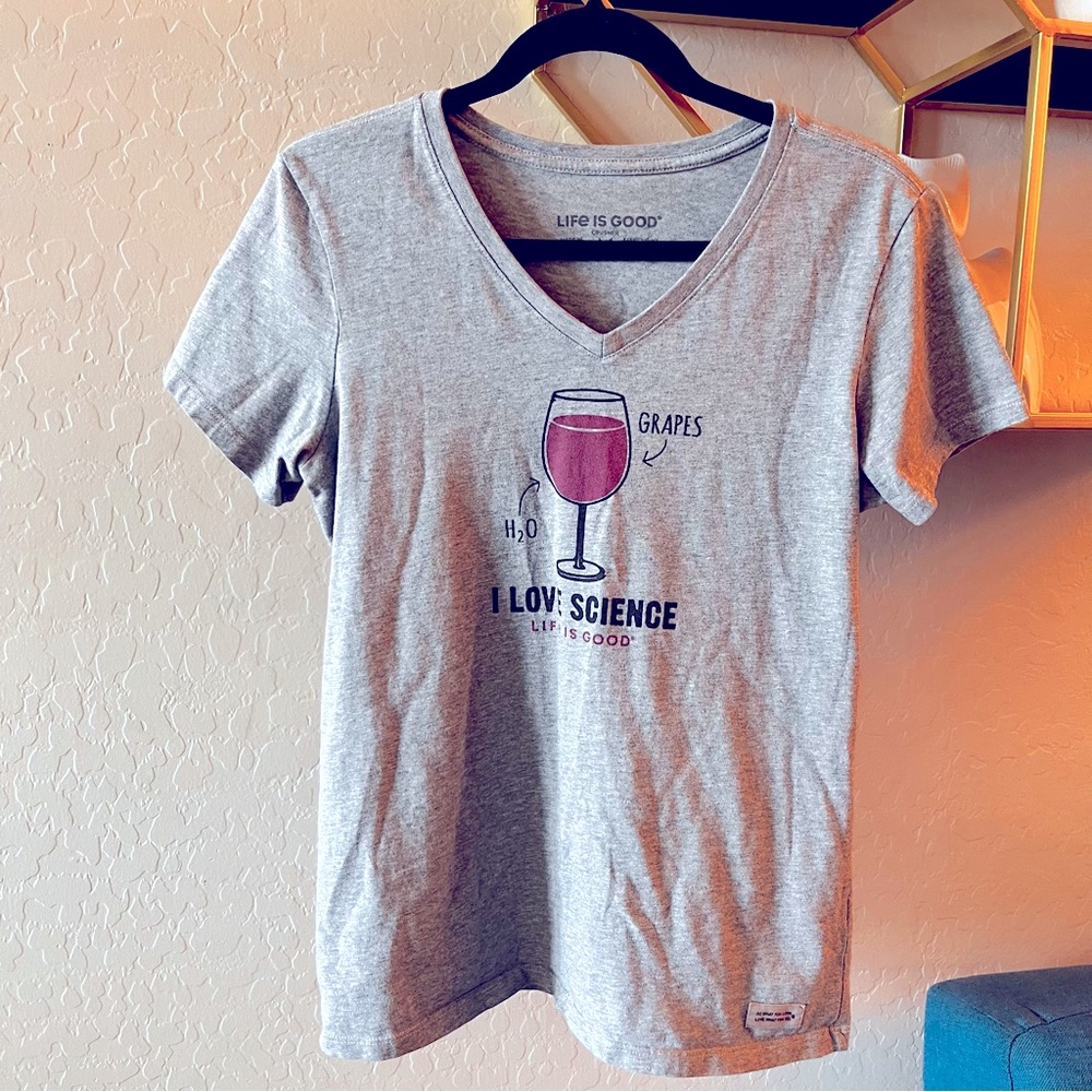 Life Is Good Heather Gray Wine I love Science Grapes H2O Crusher Tee Shirt M